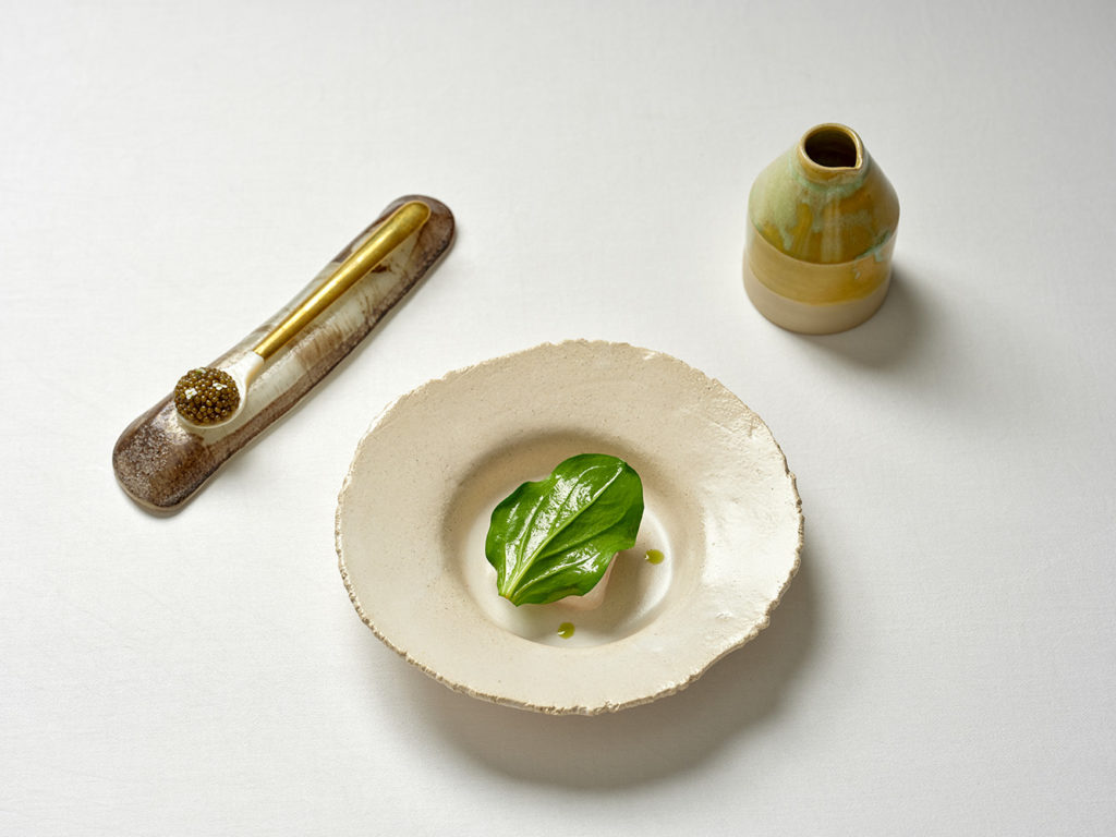 creation sur mesure d'un livre personnalise hotellerie restauration art de vivre france gastronomie etoile chef gourmets de france 2026 3
