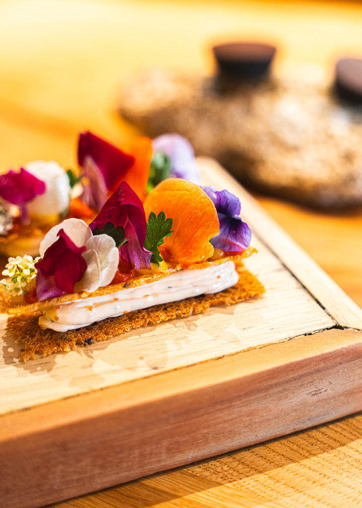 livre personnalise pour les entreprises hotels restaurants art de vivre france chef francais gastronomie terroir gourmets de france 2026 3