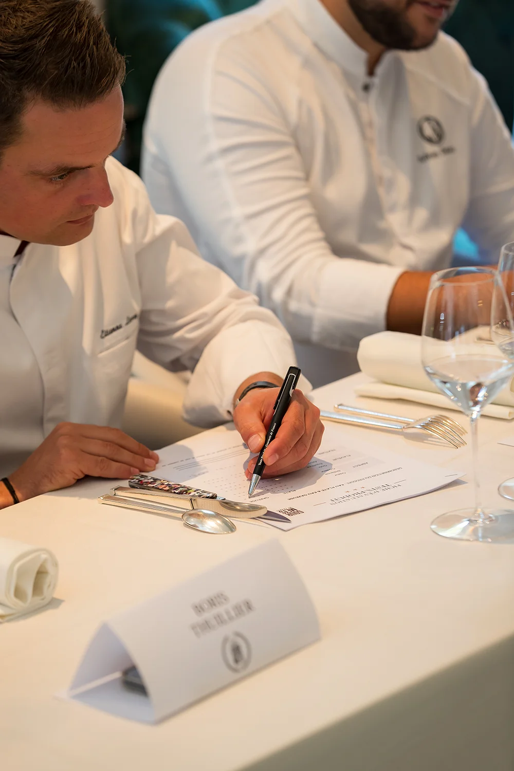 degustations-recompense-alimentaire-vins-saveur-experts-criteres-qualite-epreuves-qualite-excellence-gout-gourmets-de-france-4